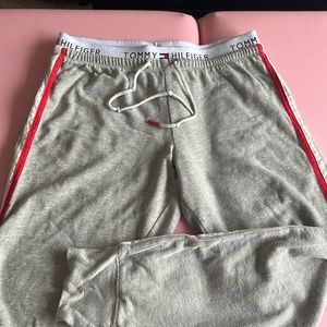 Tommy Hilfiger sweats